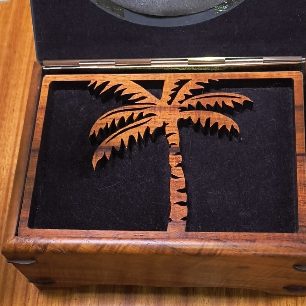 Hawaiian Koa Wood Jewelry Box With Lift Out Tray. - Picture 3 of 11